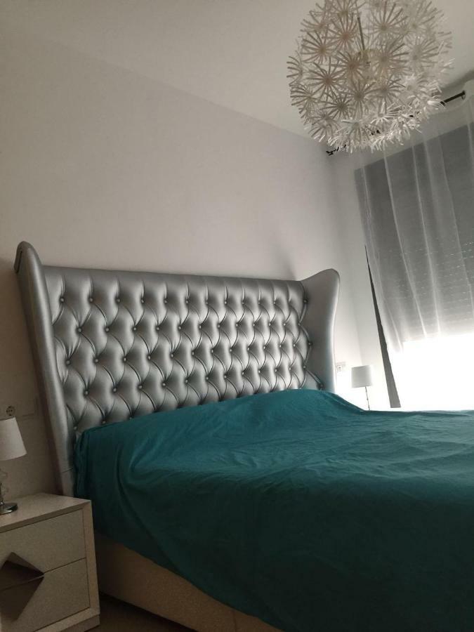 Apartamento Lujo, Primera Linea Playa, Garaje, Wifi, Piscina Climatizada 로쿠타스드마르 외부 사진