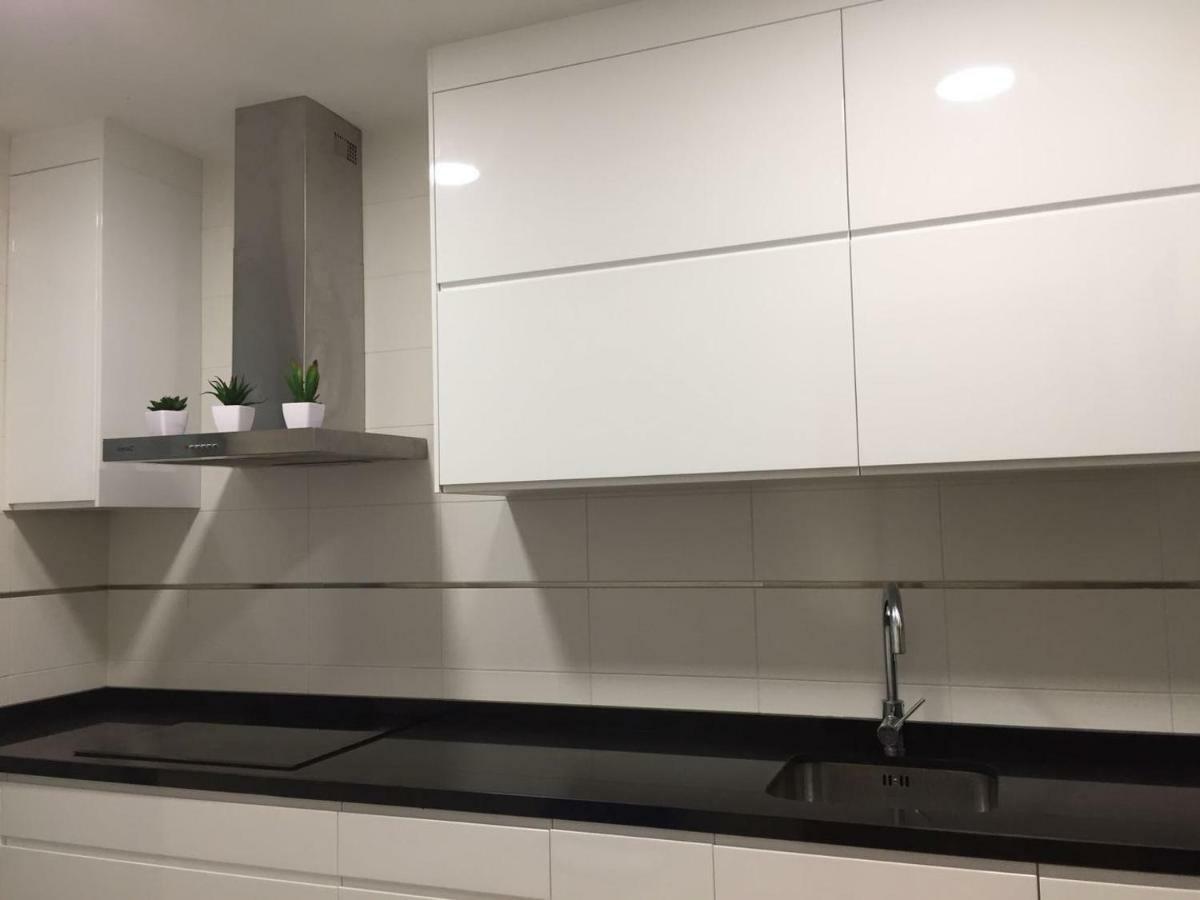 Apartamento Lujo, Primera Linea Playa, Garaje, Wifi, Piscina Climatizada 로쿠타스드마르 외부 사진